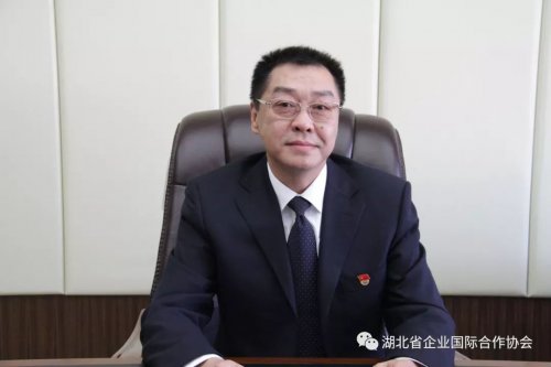 June rotation president - Hubei SRIDA Heavy Construction Machinery Co., Ltd.Chairman Chen Yingjie